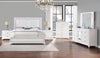 Ava Bedroom Chest of Drawers with LED Light, 5-Drawer, 40.5"W x 54.1"H, Glam - White | Commode verticale somptueuse Ava de 40,5 po (L) x 54,1 po (H) à 5 tiroirs avec éclairage à DEL pour la chambre à coucher - blanche
