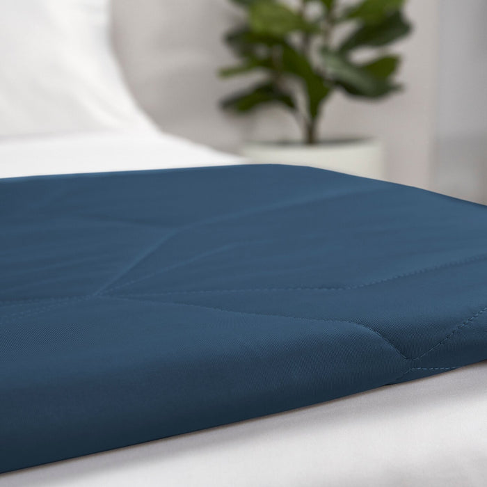BEDGEAR Queen Cooling Blanket - Navy