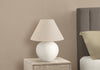 16" Cream Ceramic with Empire Shade Table Lamp|Lampe de table de 16 po en céramique crème avec abat-jour empire
