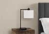 19" Black Metal Table Lamp with USB Charging|Lampe de table de 19 po en métal noir avec recharge USB