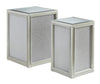 Enrica 16.13" Glam Square Glass Top End Table - Silver Finish |Table de bout carrée somptueuse Enrica de 16,13 po avec dessus en verre - fini argenté