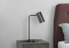 18" Grey Metal Desk/Task Lamp with USB Charging|Lampe de travail et de bureau de 18 po en métal gris avec recharge USB