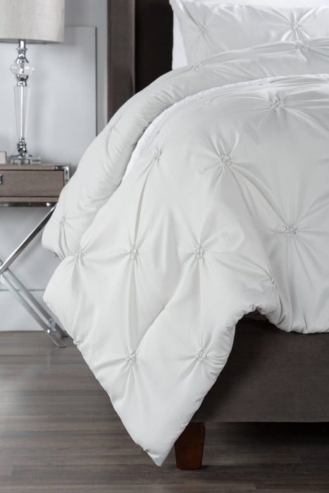 Brianna Light Grey 3-Piece King Comforter Set